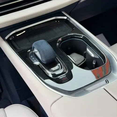 900x675_0_q87_c42_autohomecar__ChxpWGmuiViAY6JRAAG52GWXYr4585.jpg.webp Used Zeekr 009 2024 six-seat executive version four-wheel drive 108kWh