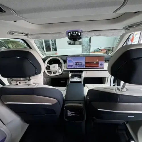 900x675_0_q87_c42_autohomecar__ChxpWGmv00GAMzfYAAdKnz4cRM4285.jpg.webp Used Zeekr 9X 2025 Hyper Edition 70kWh