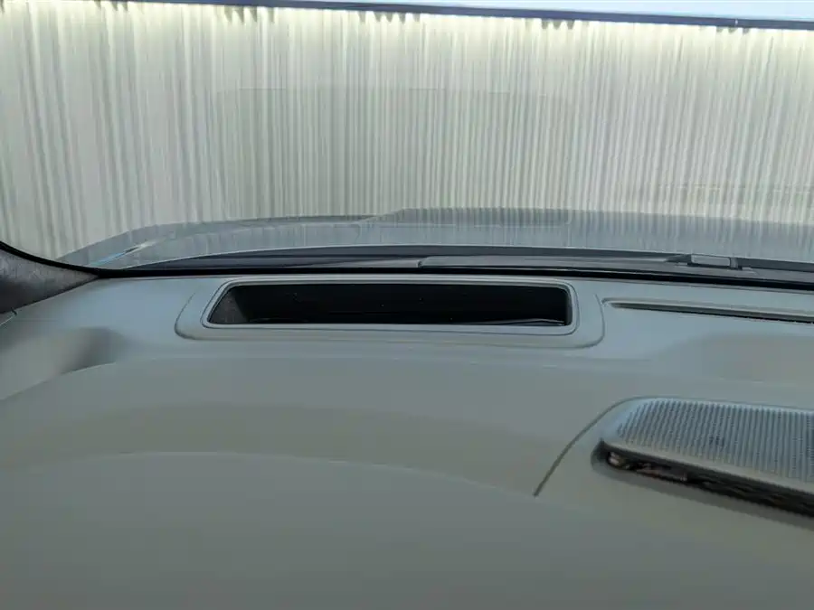 900x675_0_q87_c42_autohomecar__ChxpWGmvdLuAJ_UBAADzShsWhVg910.jpg.webp Used Zeekr 009 2024 seven-seater aisle version 108kWh