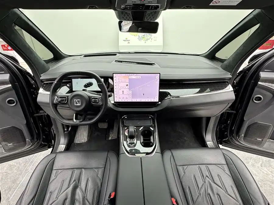 900x675_0_q87_c42_autohomecar__ChxpWGmvfcSAJPi-AAJjDt014M4269.jpg.webp Used Zeekr 009 2024 seven-seat aisle version four-wheel drive 108kWh