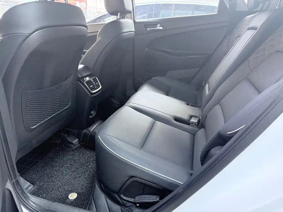 Used Hyundai Tucson 2020 280TGDi dual-clutch two-wheel drive smart version National V