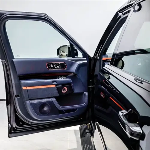 900x675_0_q87_c42_autohomecar__ChxpWGmw4OaAbOoHAAGmyettPrQ458.jpg.webp Used Zeekr 9X 2025 Yao Black Edition 70kWh
