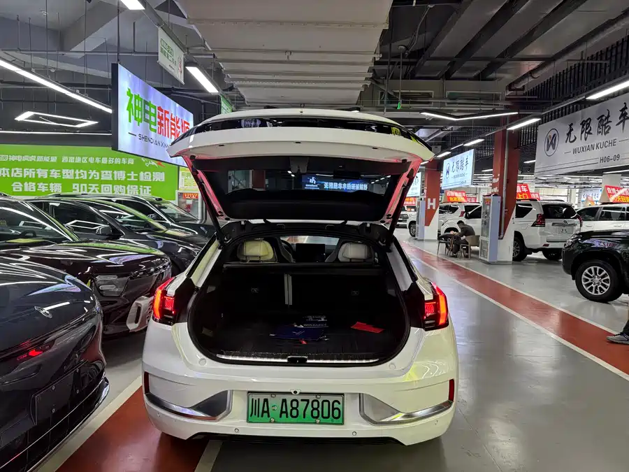 900x675_0_q87_c42_autohomecar__ChxpWGmw98yAHMEaAAo0SeQZXcA011.jpg.webp Used Zeekr 001 2022 model super long battery life single motor WE version