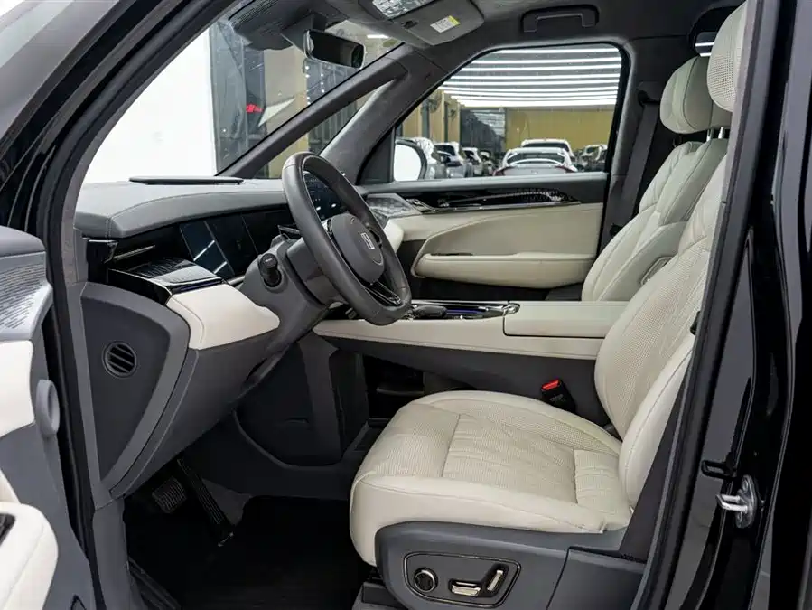 900x675_0_q87_c42_autohomecar__ChxpWGmxEHiACH0kAAHJNXCZOoE900.jpg.webp Used Zeekr 009 2022 WE version