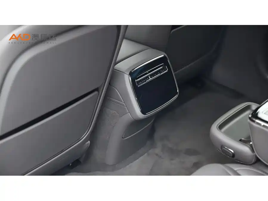 900x675_0_q87_c42_autohomecar__ChxpWGmxaWiAfCfaAADXlO0RuVI233.jpg.webp Used Denza Z9 2024 1100km four-wheel drive Ultra version