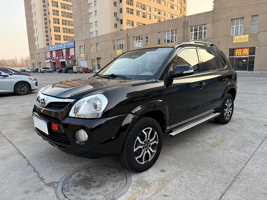 Used Hyundai Tucson 2013 2.0L automatic two-wheel drive comfort model