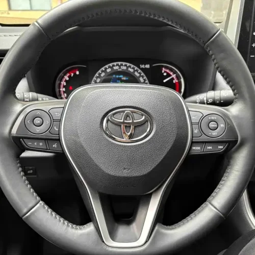 Used Toyota RAV4 Rongfang 2020 2.0L CVT four-wheel drive fashion version