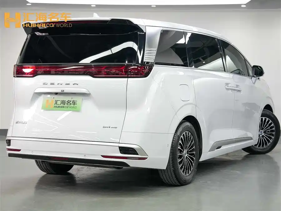900x675_0_q87_c42_autohomecar__ChxpWGmzn_iAeE6NAAGt5yd9U3I840.jpg.webp Used Denza D9 2022 DM-i 970 four-wheel drive flagship model