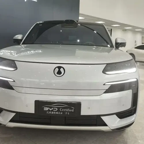 900x675_0_q87_c42_autohomecar__ChxpWGmzuk-AGrdzAASVMjJ8wTs459.jpg.webp Used Denza N9 2025 Honor Model