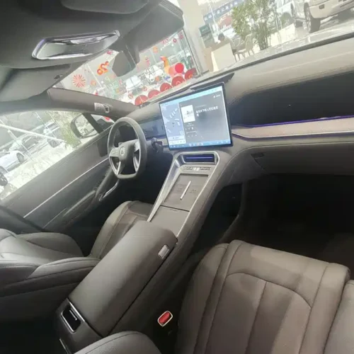 900x675_0_q87_c42_autohomecar__ChxpWGmzulOAMJBMAAN789NteV4268.jpg.webp Used Denza N9 2025 Honor Model