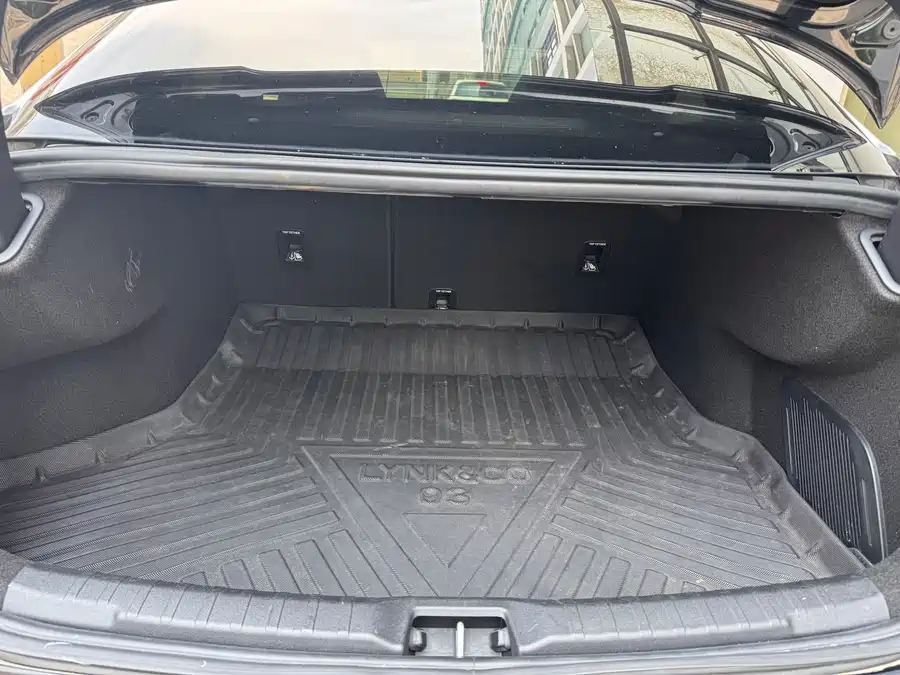 Used Lynk & Co 03 2019 1.5TD DCT Pro version National VI